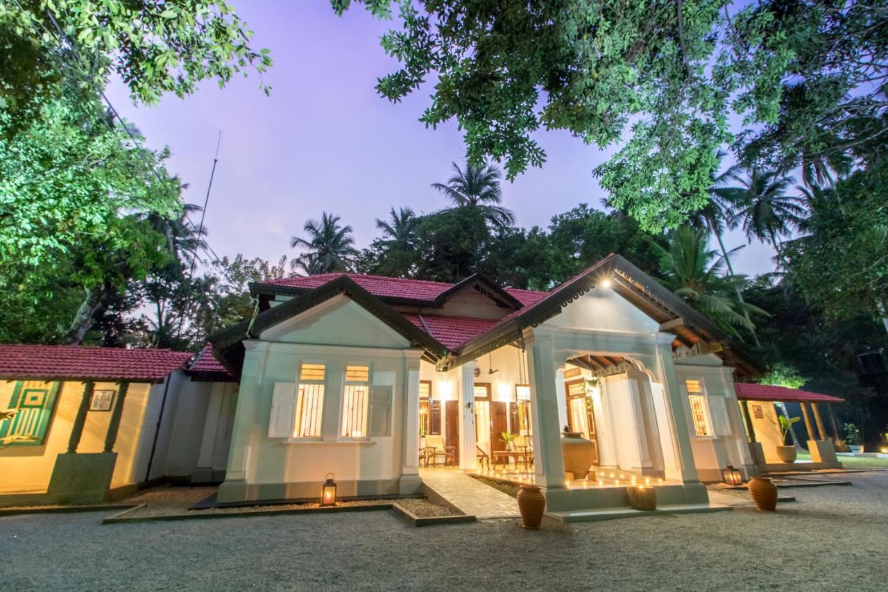 The Pineapple Villa Гампа Екстериор снимка